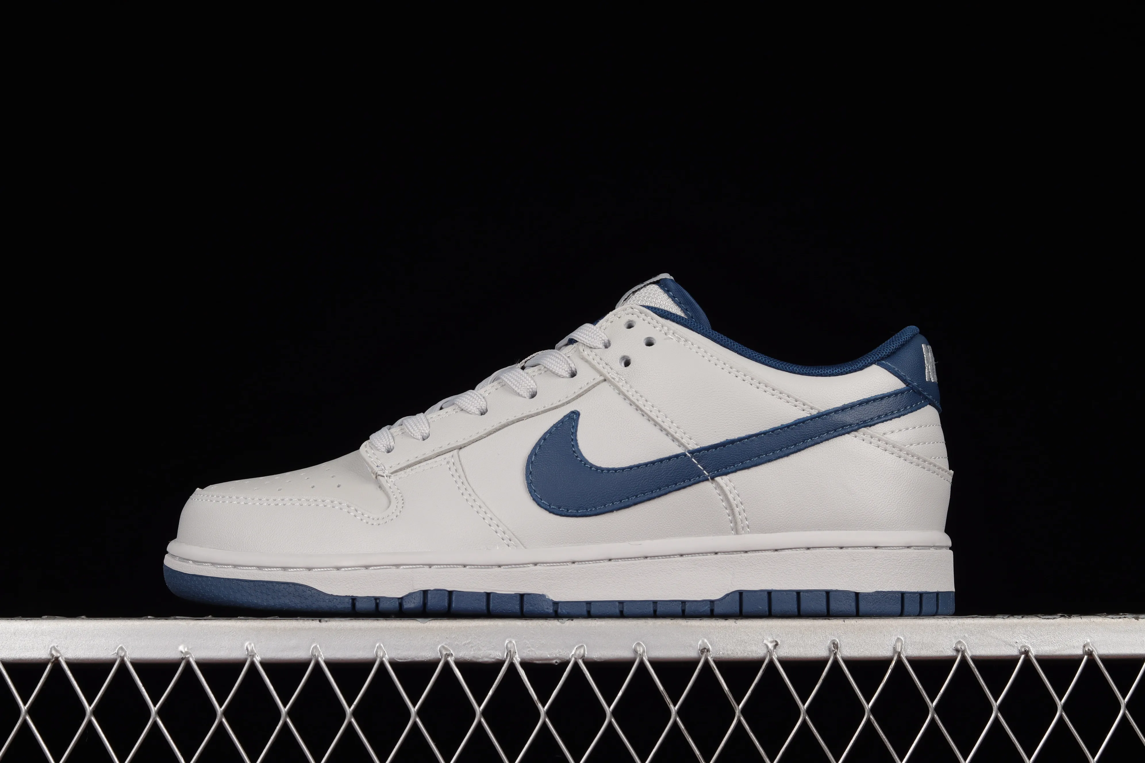 All categories Nk SB Dunk series Nk SB Dunk Low low-top sneakers Nk SB Dunk Low Prm SB smashed backboard fashion casual sneakers 316272-328